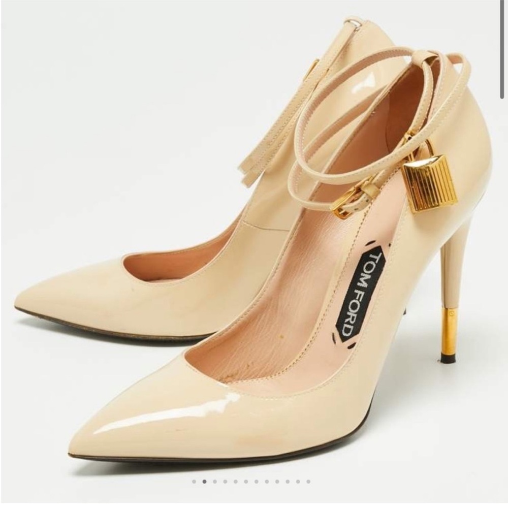 Tom Ford Beige Patent Leather Padlock Ankle Wrapped Pointed Pumps 🔐